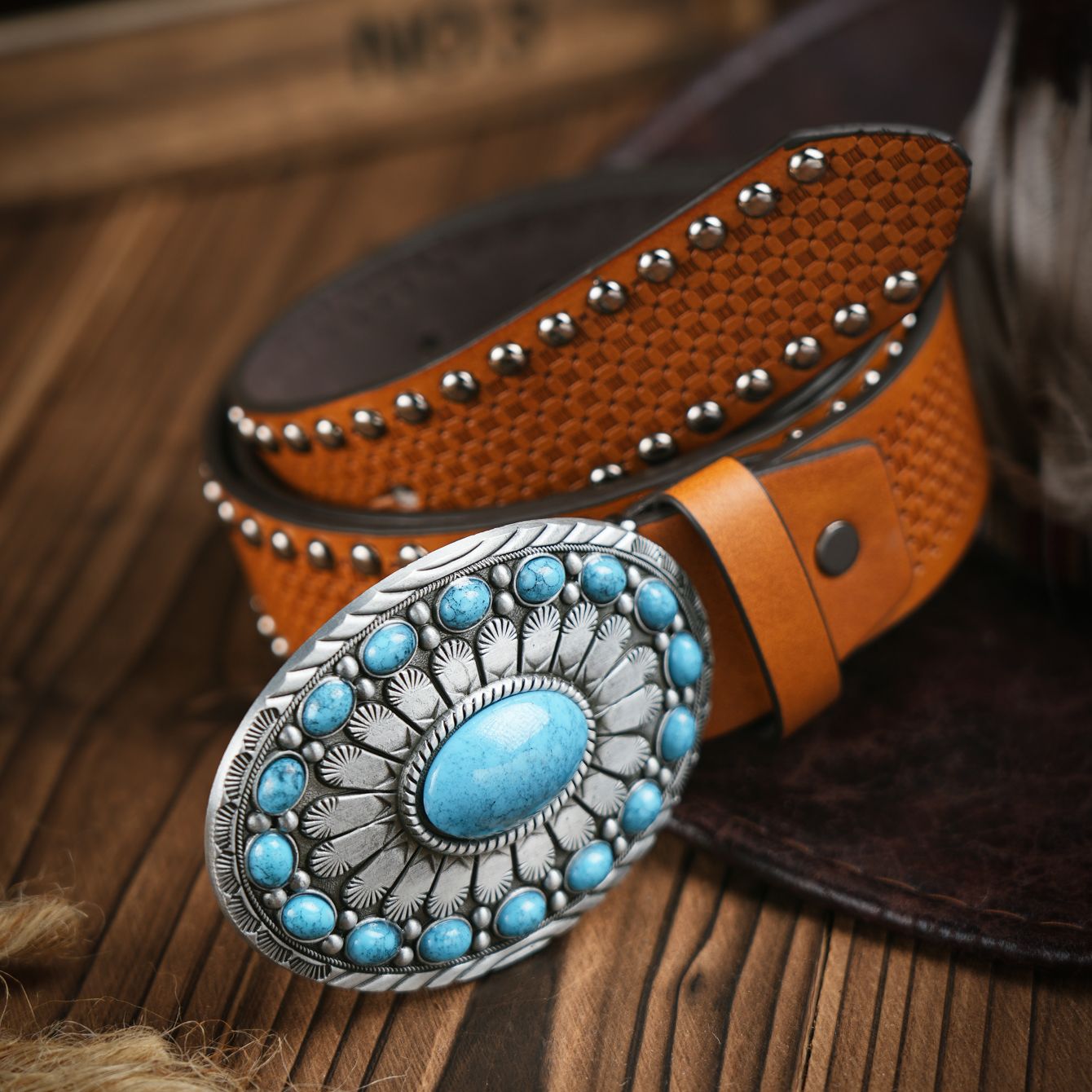 A Men's and Women's Casual Ret - Leather Work Western ulasan dan harga